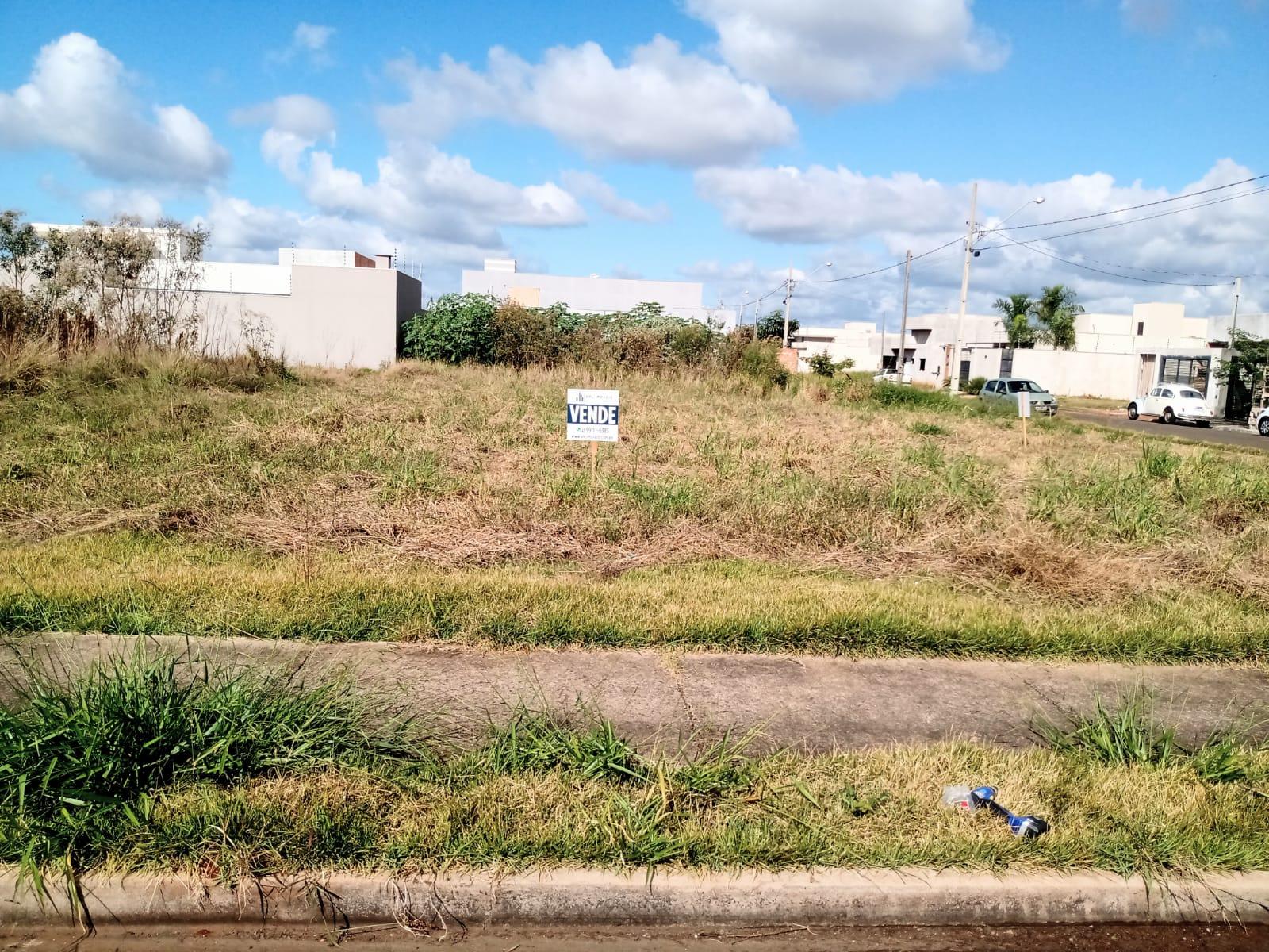 VRL09 Terreno de esquina Jd. Paraná