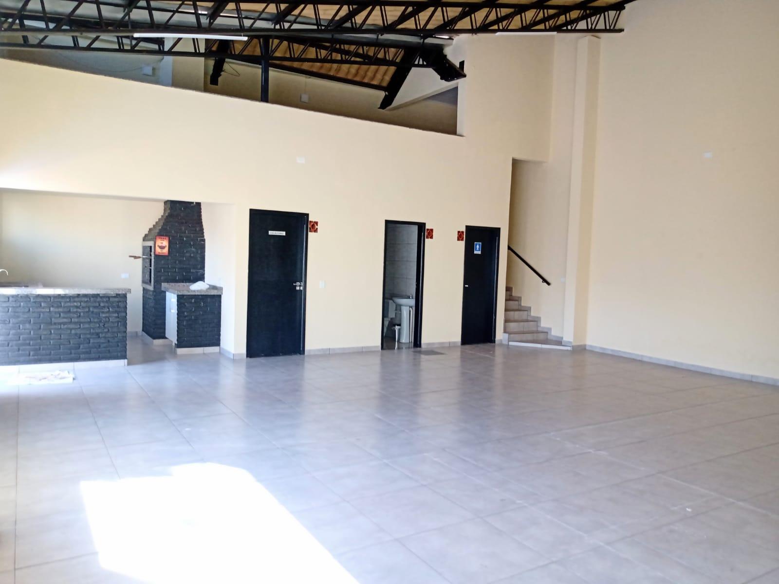 VRL106 Vende área de lazer em arapongas