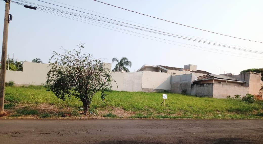 VRL108 Vende terreno jd casa grande