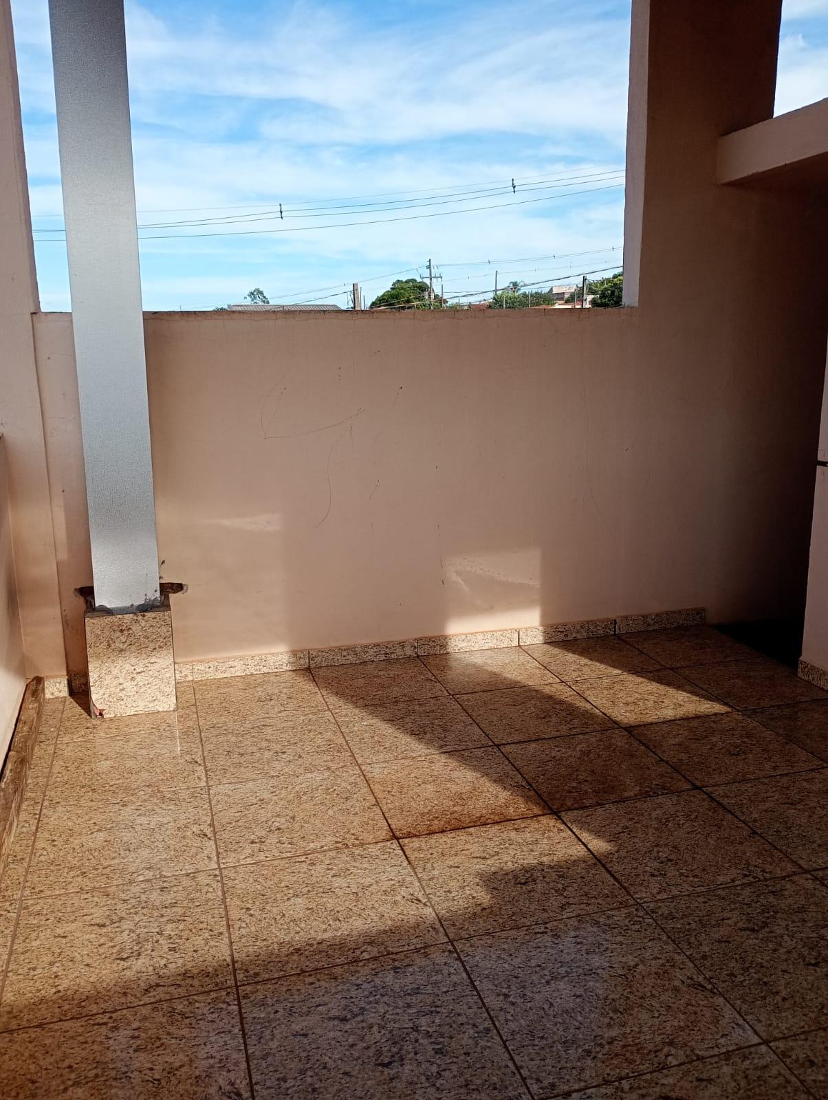 VRL115 Vende casa cj araucária
