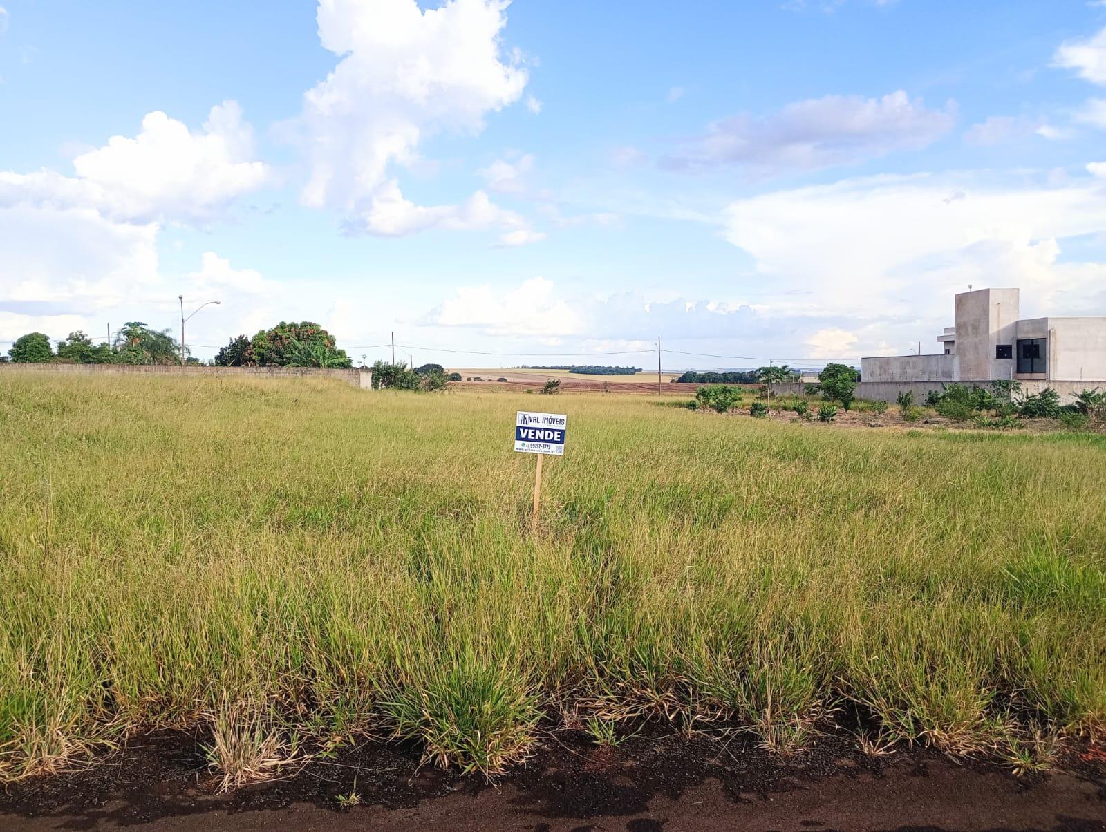 VRL128 Vende chácara em sabaúdia