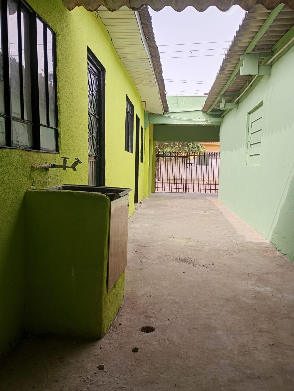 VRL162 Locação casa residencial vila araponguinha