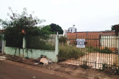 VRL40 Vende terreno com casa vila são joão